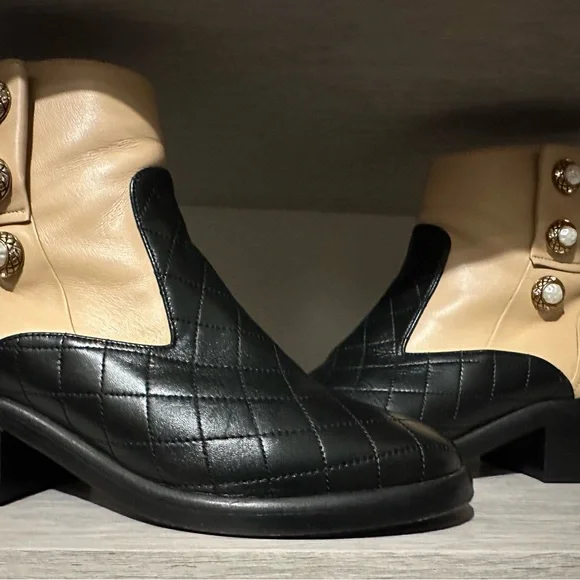 Chanel Leather Women's Boots - Picture 5 of 14
